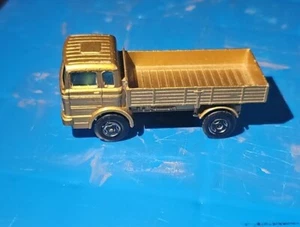 EARLY MATCHBOX SUPERFAST 1/75 MB-1 MERCEDES BENZ TRUCK GOLD ENGLAND NO BOX - Picture 1 of 8