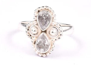Handgemacht Weiß Topas Sterlingsilber Minimal Damen Geschenk Ring US Größe 7 Zu - Picture 1 of 9