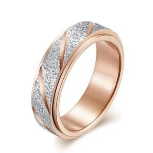 Anillo de acero titanio esmerilado oro rosa/arco iris de 6 mm para mujer talla 5-10 - Imagen 1 de 14