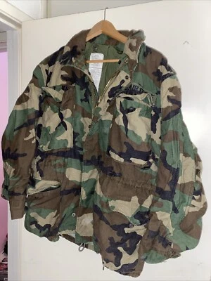 Vintage US Air Force M65 Camo Cold Weather Jacket 1983 Medium Field Military - Image 1 of 4
