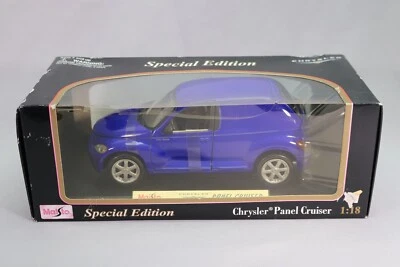 LJ365 MAISTO 31618 1/18 1:18 voiture Chrysler Panel Cruiser bleu - Photo 1/4