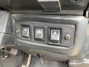 Land Rover Defender 90 110 130 Dash Switch Mounting Trim Panel MTC2640 Plastic - Picture 1 of 2