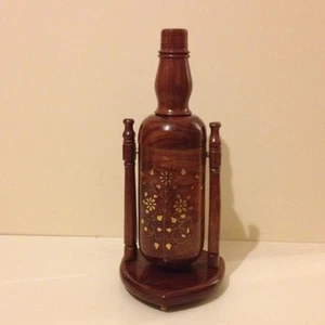 Botella de madera decorativa hecha a mano - Imagen 1 de 1