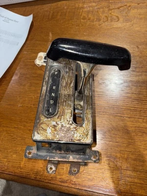 1968 PONTIAC FIREBIRD 400  ORIGINAL GM A/T CONSOLE SHIFTER POWERGLIDE - Image 1 of 4