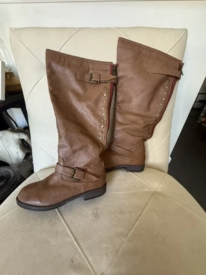 Journee Collection Mujer Talla WC 9 Marrón Spokane Cremallera Botas Piel Interior Nuevas sin Etiquetas Foto 1 de 4