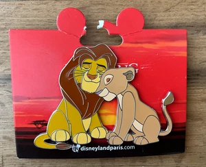 PIN'S PIN DISNEY DISNEYLAND PARIS DLP LE ROI LION ABM NALA ET SIMBA CALIN - Picture 1 of 1
