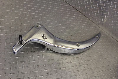 2006 SUZUKI BOULEVARD C50 RIGHT REAR REAR PASSENGER FENDER GRAB RAIL - Image 1 of 4