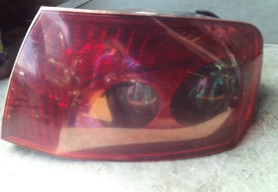 2007 PEUGEOT 407 TAILGATE LIGHT DRIVER SIDE REAR - Image 1 of 4