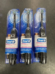 3 NEW Oral-B Cross Action Clinical Electric Toothbrush - Black - Picture 1 of 2