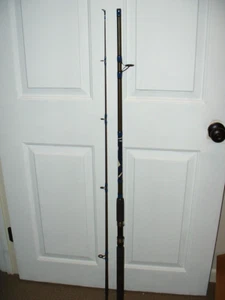 Varilla giratoria Tsunami Rigged N Ready 8' mediana 2 piezas TSRNR50-SP802M - Imagen 1 de 2