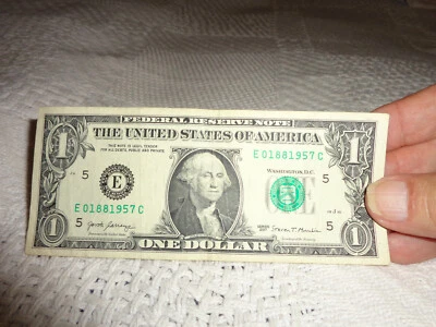 birthday/anniversary 1 dollar bill E01-8-8-1957C series 2017 grade 40 - Image 1 of 2