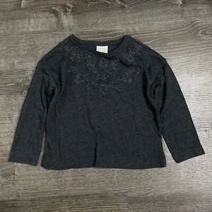 Zara Girls Casual Collection T-Shirt Gray Long Sleeve Knit Detail Size 4 - Picture 1 of 4