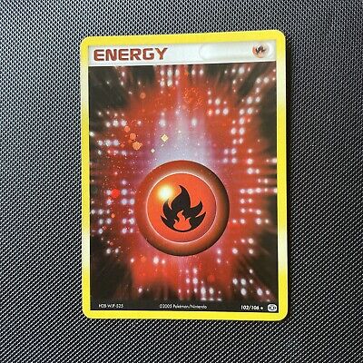 Fire Energy Holo 102/106 EX Emerald Rare Pokemon Card Swirl 2005 NM-Mint