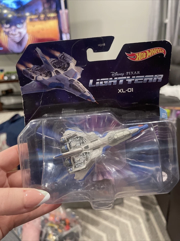 2022 风火轮皮克斯 LIGHTYEAR Starship XL-01 船舶人偶全新带盒 — 第 1/3 张图片