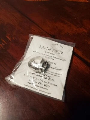 Anillo de ahorro New York Yankees Mariano Rivera 602 día SGA 23/09/2012 SIN USAR, EN CAJA COMO NUEVO Foto 1 de 4