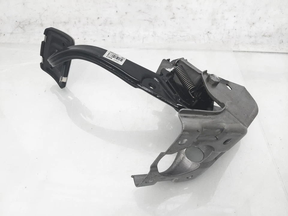 2016 Hyundai Veloster Base 1.6L At Brake Pedal With Bracket Assembly 32800-2V410 - Image 1 of 4