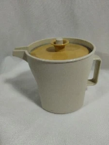 VINTAGE TUPPERWARE SUGAR #1415-2 W/ Yellow Lid - Picture 1 of 8