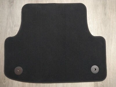 2014-2024 AUDI A3 CARPET FLOOR MAT OEM - RIGHT REAR PASSENGER POSITION  Dk. Gray - Image 1 of 4