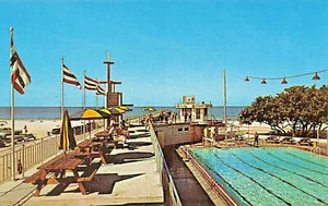 Clearwater Beach FL Pier Pavilion Swimming Pool Postcard - Picture 1 of 2