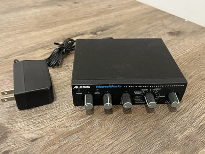Alesis Nanoverb Reverb Stereo Digital Effects Processor 18 Bit - w/ Power Supply - Image 1 of 4