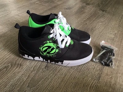 Heelys Youth Size 6 Pro 20 Drips Skate Shoes Black Green White Wheeled Sneakers - Image 1 of 4