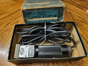 Oster Golden A5 Horse Dog Cat Animal Clippers w/ Size 10 Blade Vintage - Picture 1 of 9