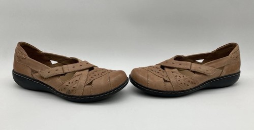 Scarpe Clarks donna taglia 8M pelle marrone pieghevole Mary Jane slip on 65067