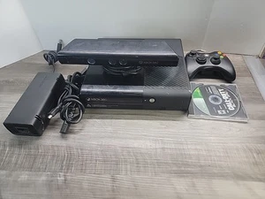 Microsoft Xbox 360 E Console Gaming System Black 1538 With Cords - Picture 1 of 11