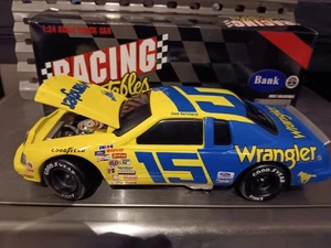 1/24 RCCA Dale Earnhardt 1982 #15 Wrangler Ford Thunderbird BWB - Picture 1 of 9