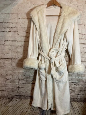 Pottery Barn Bath Robe Womens Large Ivory Cream Faux Fur Luxurious Mob Wife - Image 1 of 4