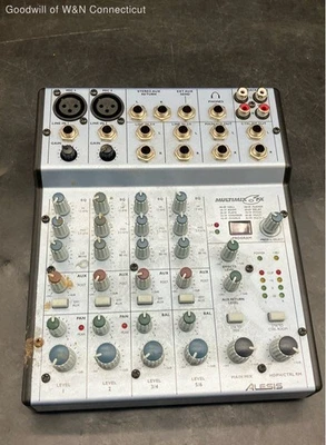 Mezclador Alesis MultiMix 6FX Foto 1 de 4