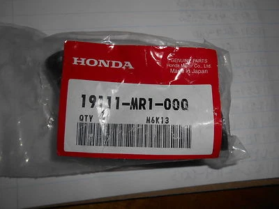 Nuevo de Lote Antiguo Honda OEM Tanque de Reserva Cuello de Llenado VT1100 VT600 VTX1800 Nuevo 19111-MR1-000 Foto 1 de 2