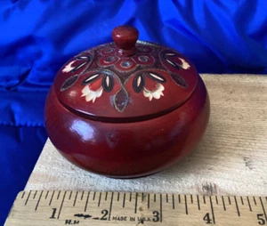 Small Polish Handmade Decorative Round Red Wooden Trinket Box - Pre-owned - Picture 1 of 10