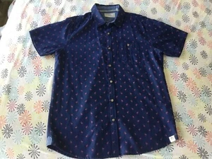 Free Planet Mens Large Button Down Short Sleeve Shirt Blue Pink Flamingo Print - Picture 1 of 8