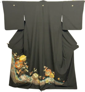 Kimono Tomesode japonés vintage poliéster grúa negra escudo familiar altura 64 pulgadas - Imagen 1 de 23