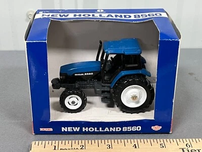New Holland 8560 Tractor with FWA and front weights 1:43 ERTL NIB - Image 1 of 4