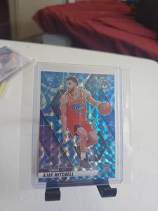 Ajay Mitchell 2024-25 Mosaic blue prizm - Picture 1 of 2