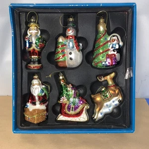 COSTCO 6-teiliges Set Formglas Ornamente Baum Weihnachtsmann Hirsch Schneemann Schlitten Nussknacker - Bild 1 von 13