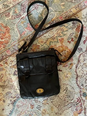 Fossil Brown Leather Swing Pack Hipster Front Flap Crossbody Bag Vintage READ - Image 1 of 4