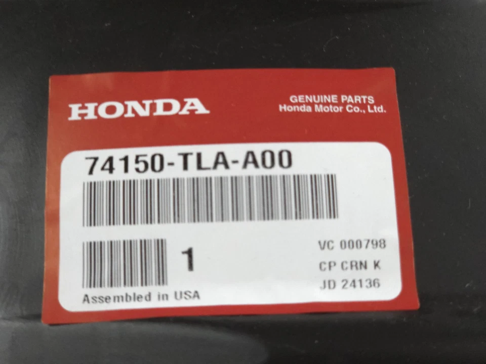Forro de guardabarros interior delantero derecho conductor Honda 74150-TLA-A00 2017-22 CR-V genuino OEM Foto 1 de 1