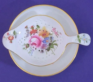 Juego de colador de té y tazón Royal Crown Derby England Bone China “Derby Posies” 762 - Imagen 1 de 6