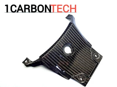 LLAVE CENTRAL TRASERA FIBRA CARBONO 2017-2018-2019-2020-2021-2024 SUZUKI GSXR 1000 Foto 1 de 4