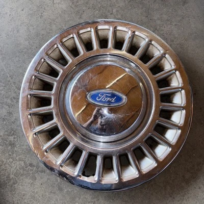 Tapacubos Ford Tempo/Arostar OEM 14" (1988-1994) Foto 1 de 4