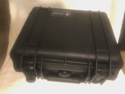 Funda Protectora Rígida Pelican 1200 Buen Estado Impermeable Envío Gratis Foto 1 de 4