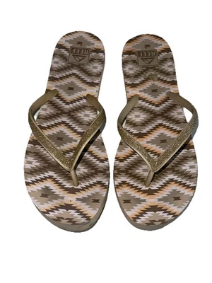 Женские сандалии Reef 9 шлепанцев блестящие золотистые - Изображение 1 из 4