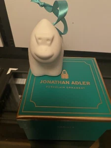 Adorable Adorno de Gorila Jonathan Adler Totalmente Nuevo En Caja Muy RARO - Imagen 1 de 1