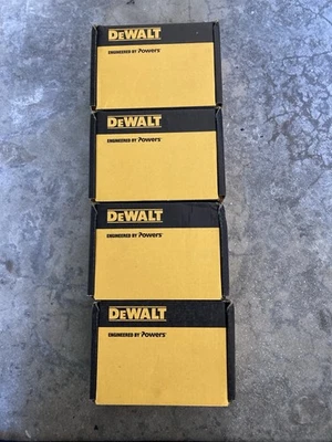 Lote de 200 anclajes de cuña Dewalt Power Stud 3/8”x2-1/4” 316ss Foto 1 de 3