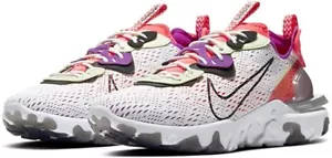 NUOVO SENZA SCATOLA Uomo US 11 - Nike React Vision Summit Bianco BArley Laser Volt Crimson - Foto 1 di 21