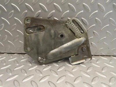 Soporte bomba de dirección asistida para cupé Mercedes-Benz R107 450SL Foto 1 de 4