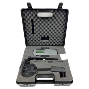 TECHKON R 410 Densytometr kolorowego oświetlenia R410.A305014 R410 Densytometr walizkowy - Zdjęcie 1 z 11
